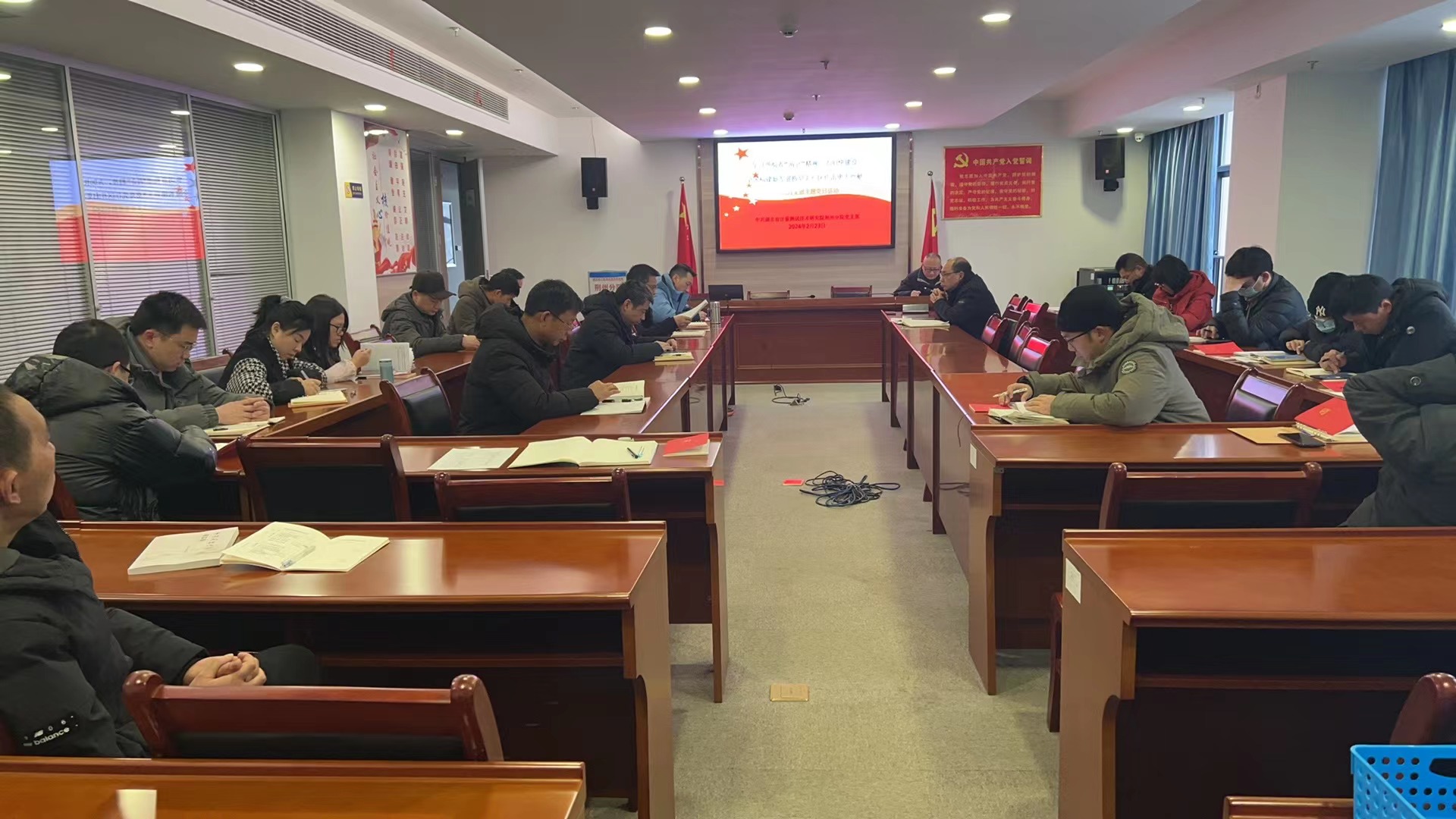 IE浏览器中点击图片可全屏显示 IE浏览器中点击图片可全屏显示