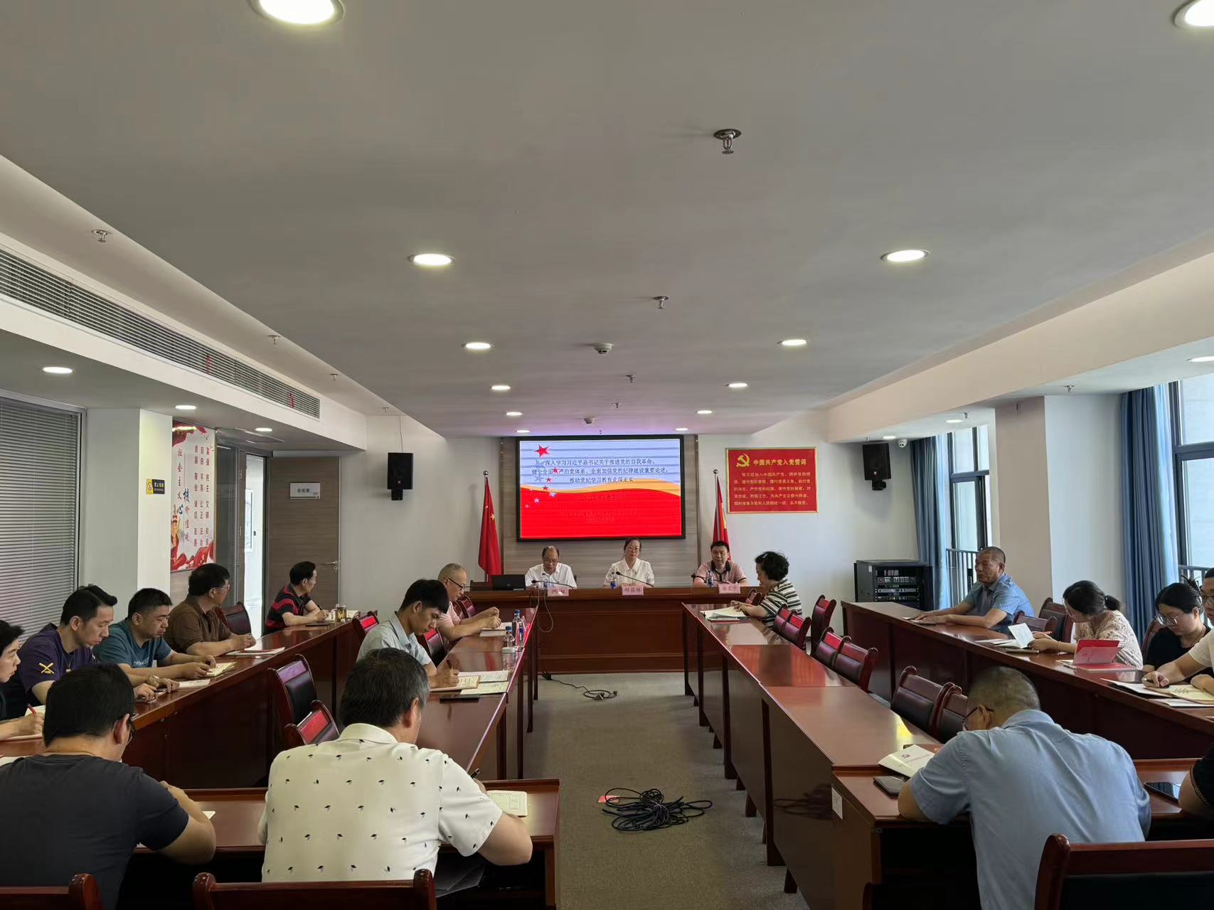 IE浏览器中点击图片可全屏显示 IE浏览器中点击图片可全屏显示