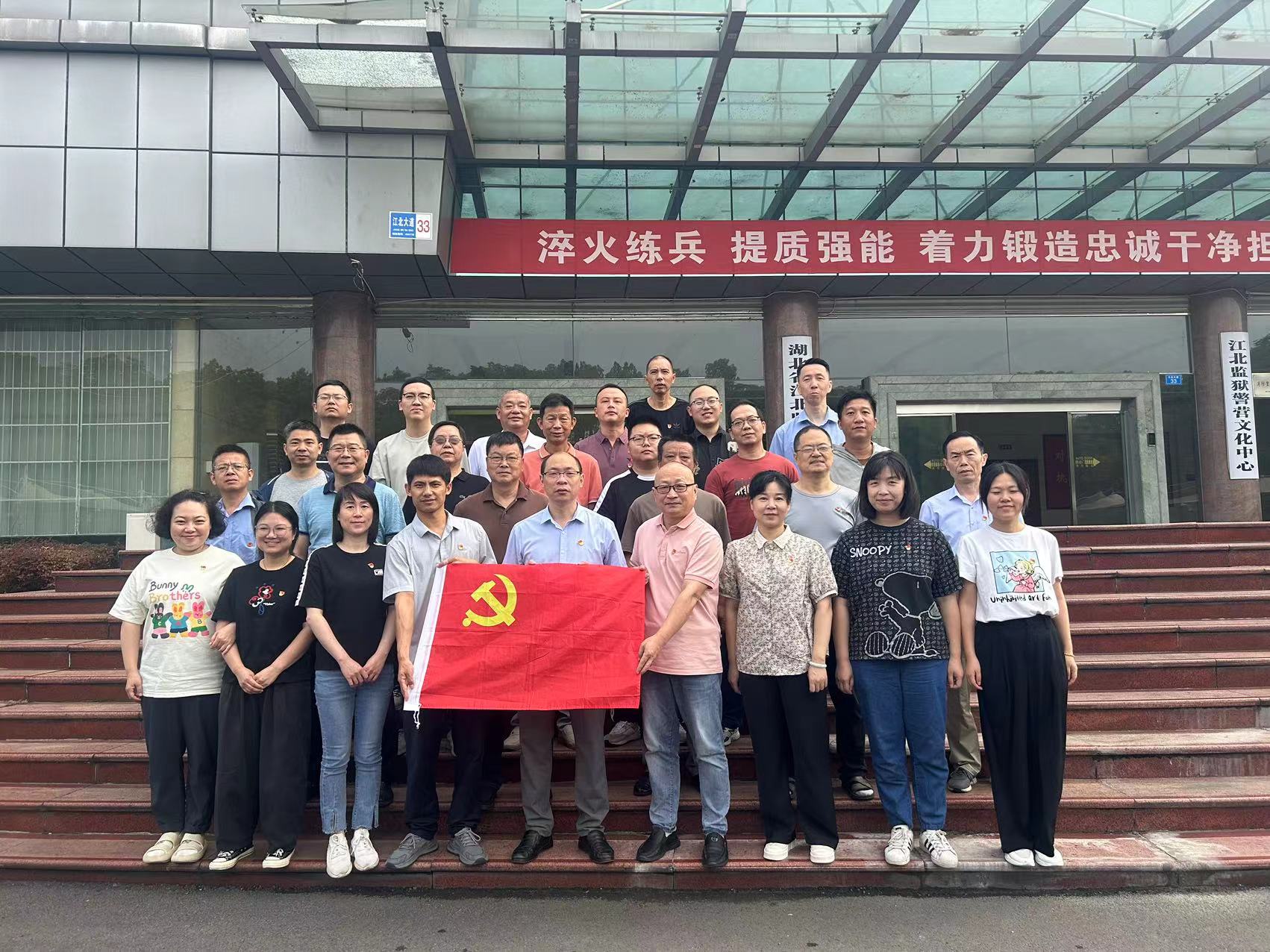 IE浏览器中点击图片可全屏显示 IE浏览器中点击图片可全屏显示