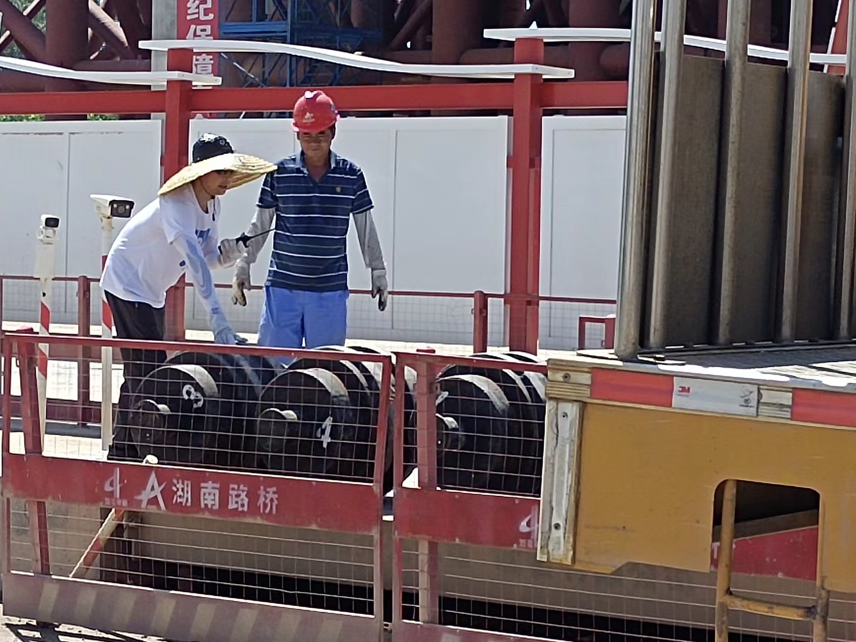 IE浏览器中点击图片可全屏显示 IE浏览器中点击图片可全屏显示