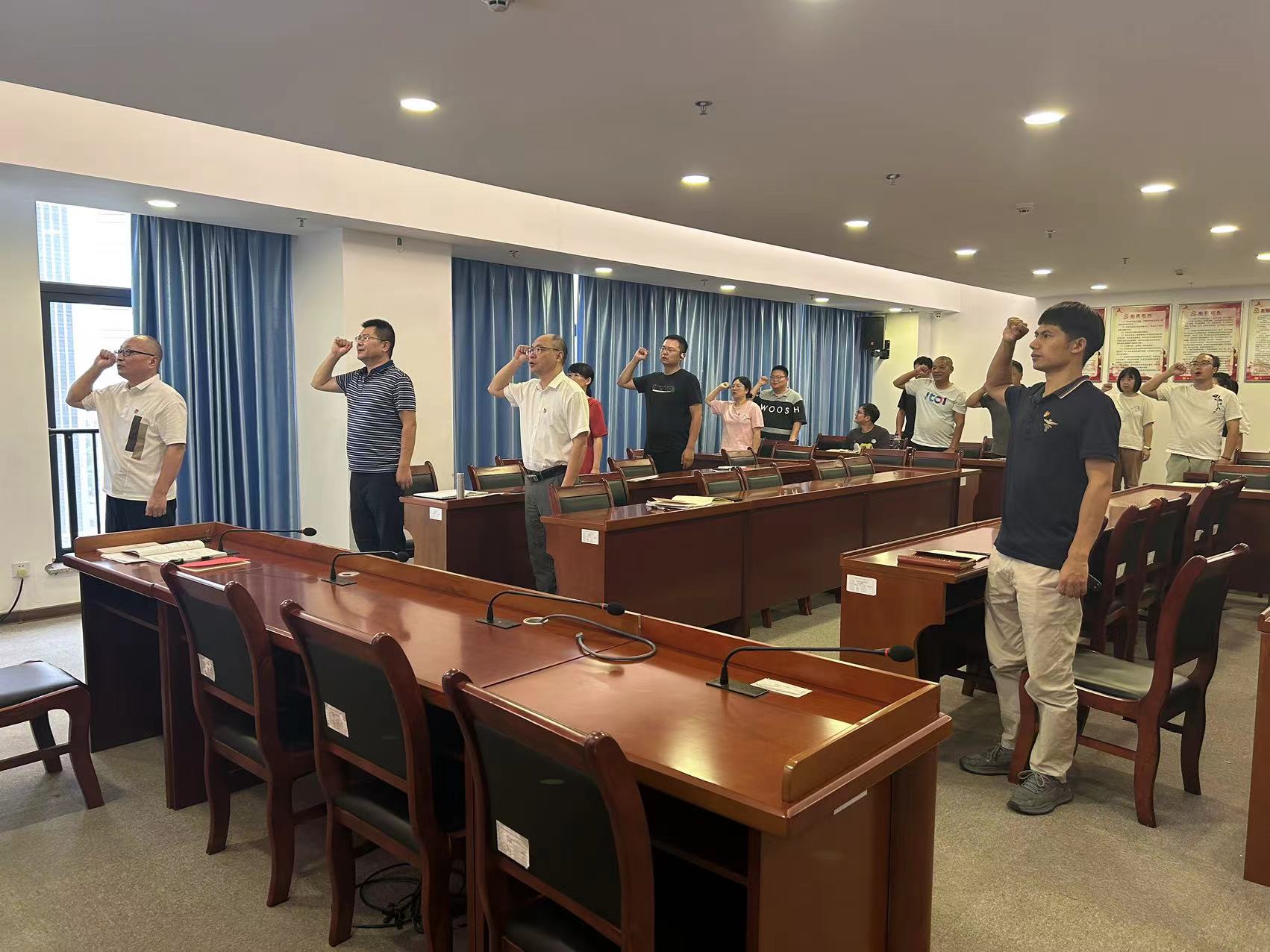 IE浏览器中点击图片可全屏显示 IE浏览器中点击图片可全屏显示