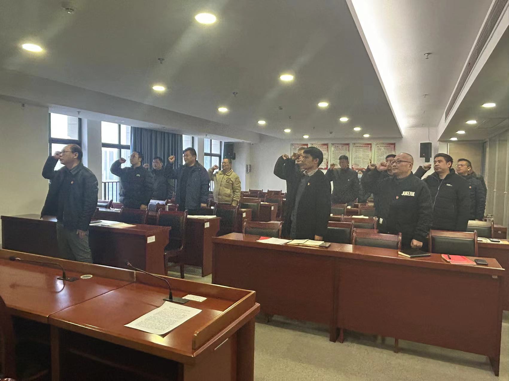 IE浏览器中点击图片可全屏显示 IE浏览器中点击图片可全屏显示