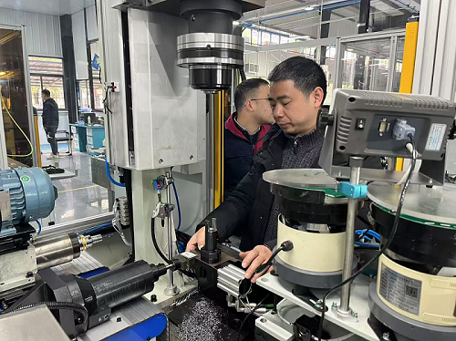 IE浏览器中点击图片可全屏显示 IE浏览器中点击图片可全屏显示