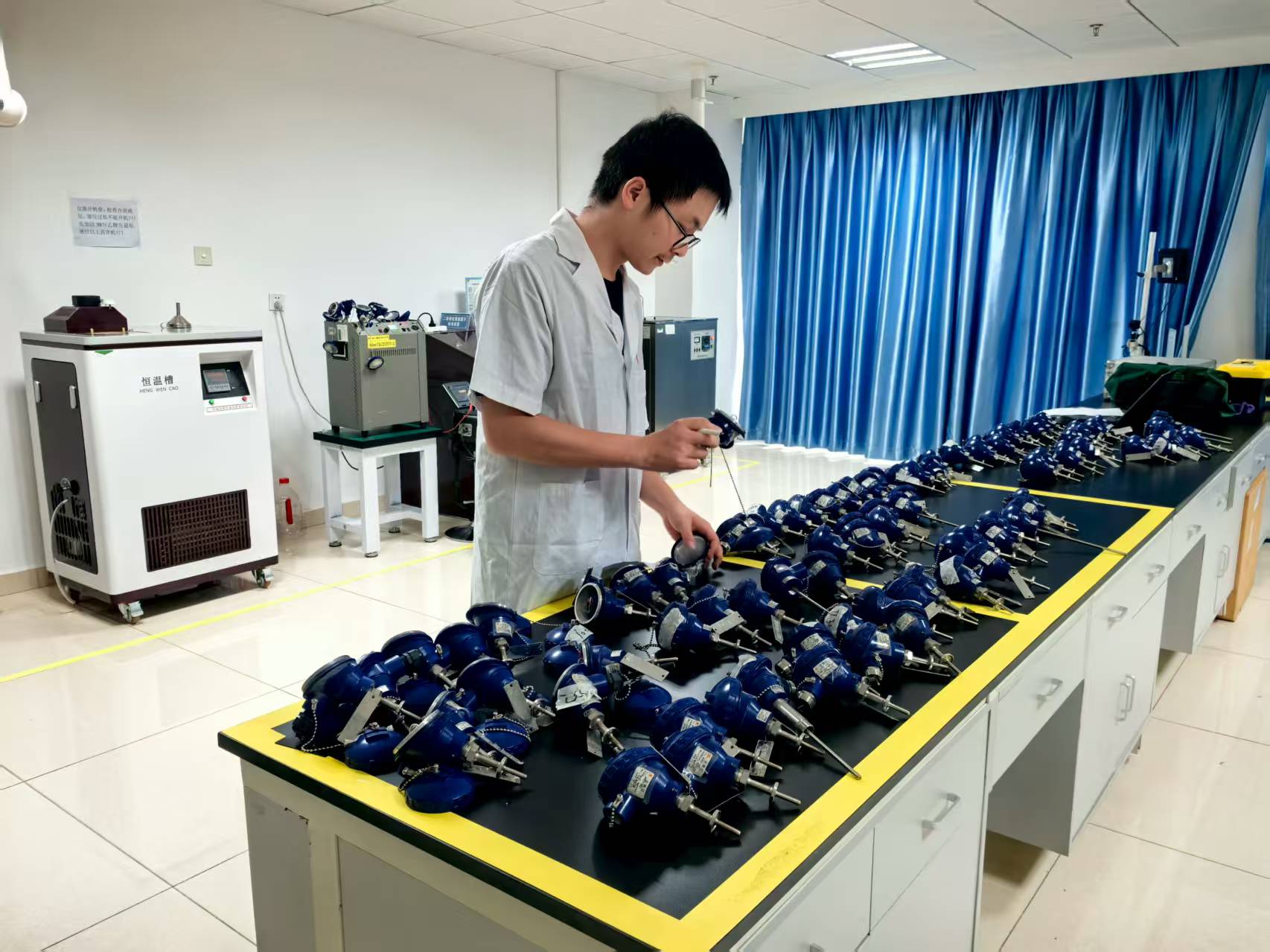 IE������е��ͼƬ��ȫ����ʾ