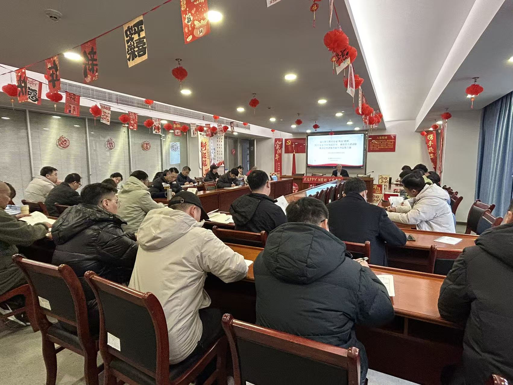 IE������е��ͼƬ��ȫ����ʾ